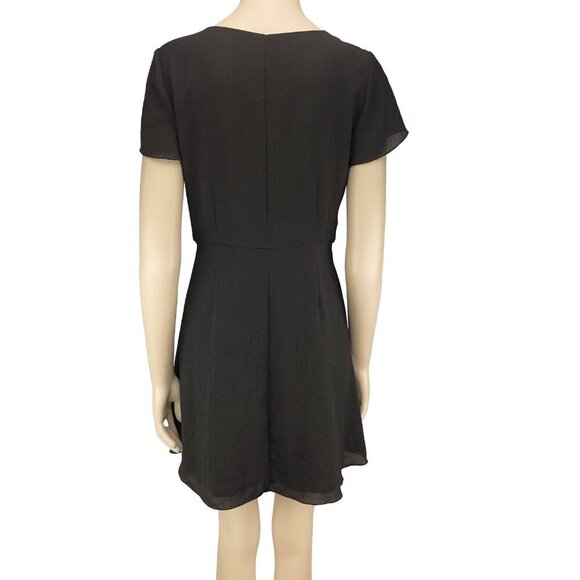 WILFRED ARITZIA Nazaire LBD Button-up Black Minimalist Contemporary Dress 4 - Picture 4 of 10
